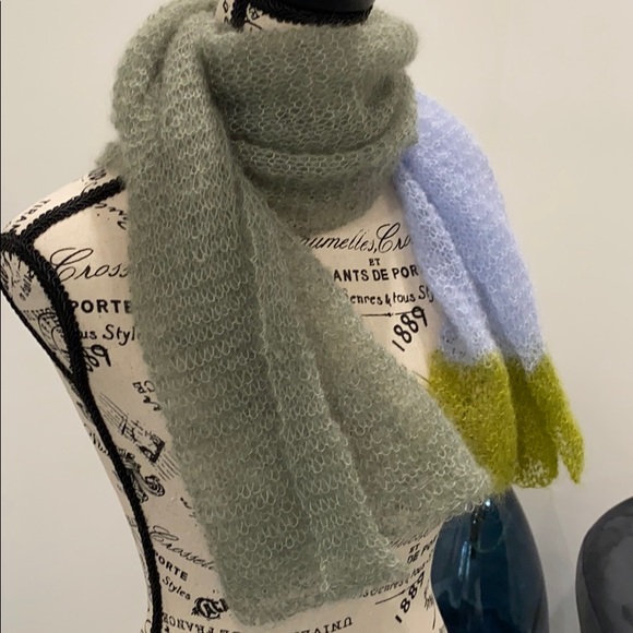 Hand-made Mohair & Silk Scarf - Picture 5 of 5